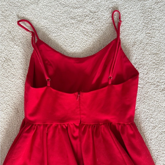 Showpo red dress - Picture 2 of 2